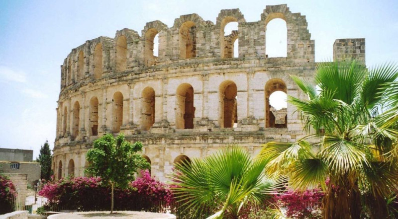 La dynamique du patrimoine culturel immatériel en Tunisie: défis et perspectives